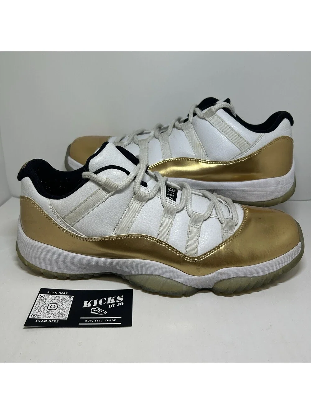 Air Jordan 11 Retro Low Closing Ceremony 2016 - Size 10.5 - (528895-103)